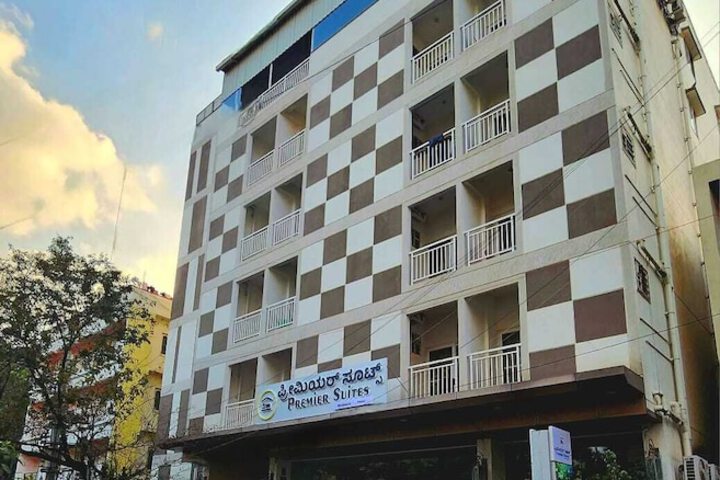 Premier Suites Business Hotel