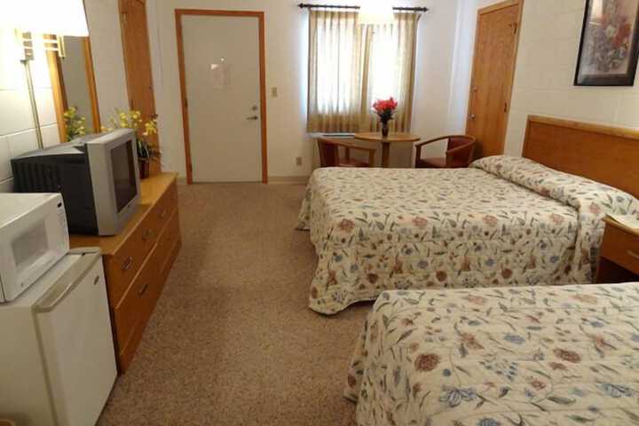 Room 7 of 23
