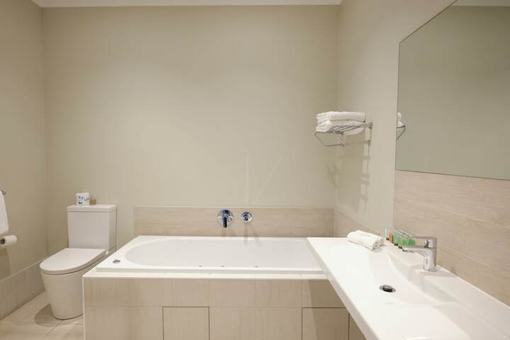 Room 22 of 27
