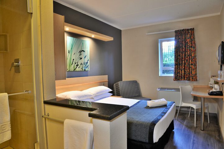 Room 7 of 21