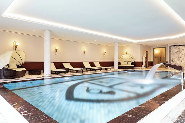 Pool 51 of 82