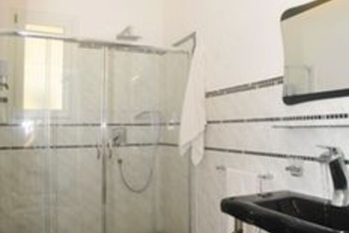 Room 3 of 26