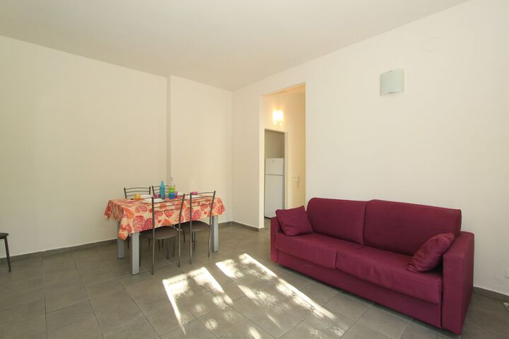 Room 10 of 21