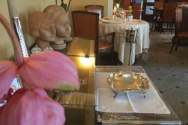 Breakfast/Coffee Service 34 of 66