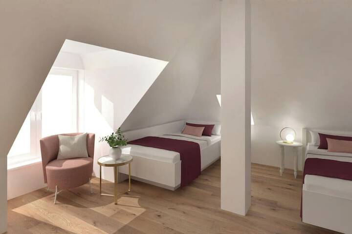 Room 4 of 38