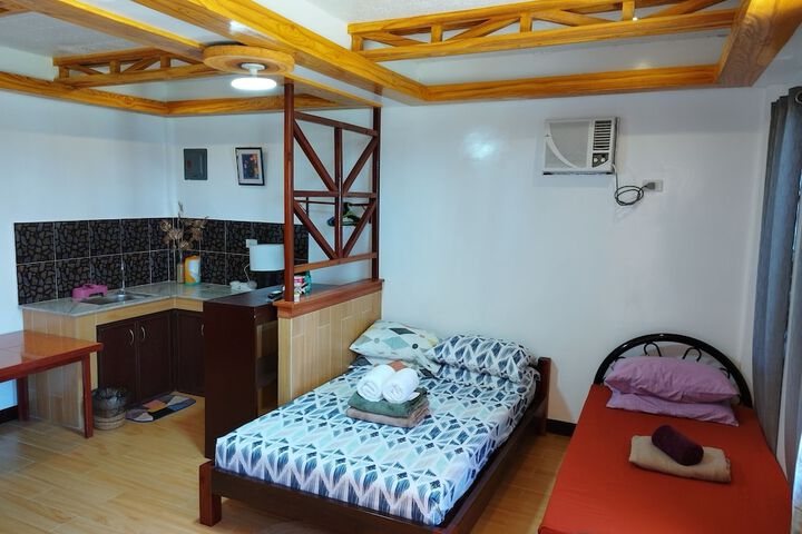Room 5 of 22