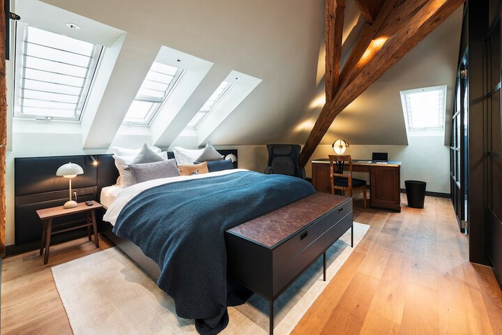 Room 12 of 54
