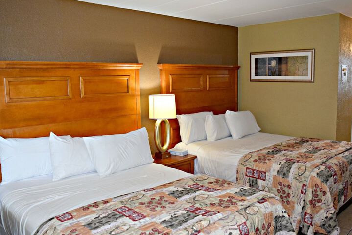 Room 4 of 19