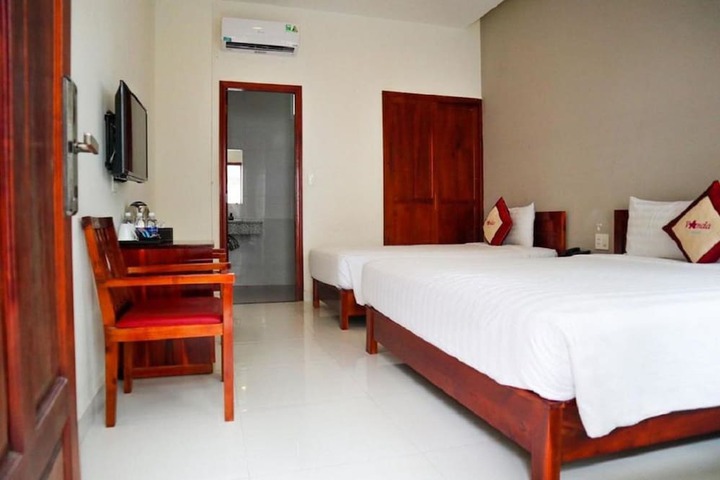Room 20 of 42