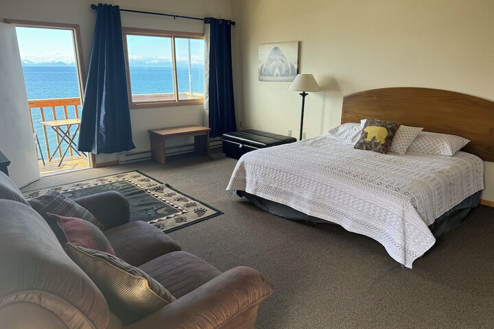 Room 11 of 43