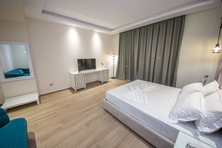 Room 10 of 89