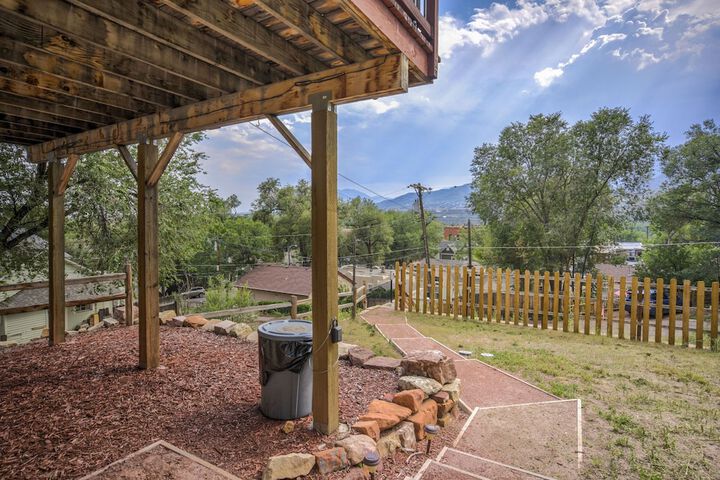 Property Grounds 32 of 57