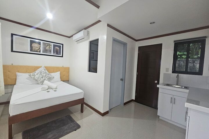 Room 9 of 61