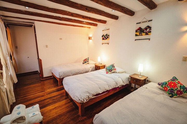 Room 26 of 80