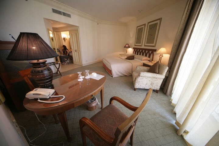 Room 17 of 71