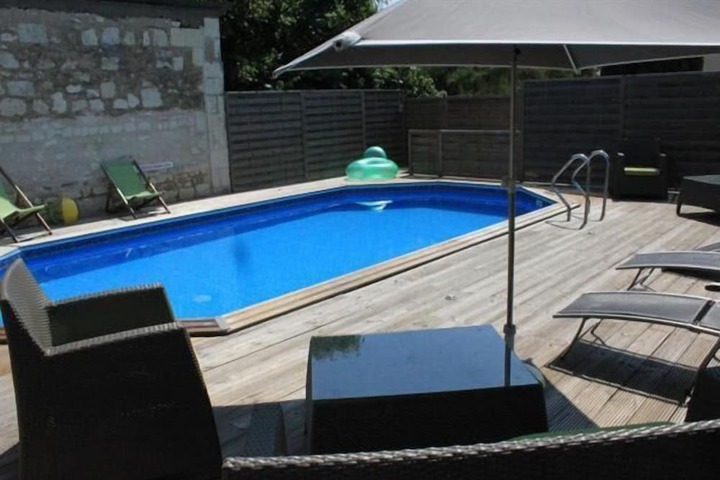 Pool 30 of 56