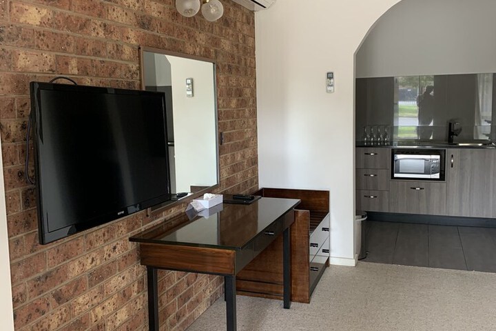 Room 8 of 61