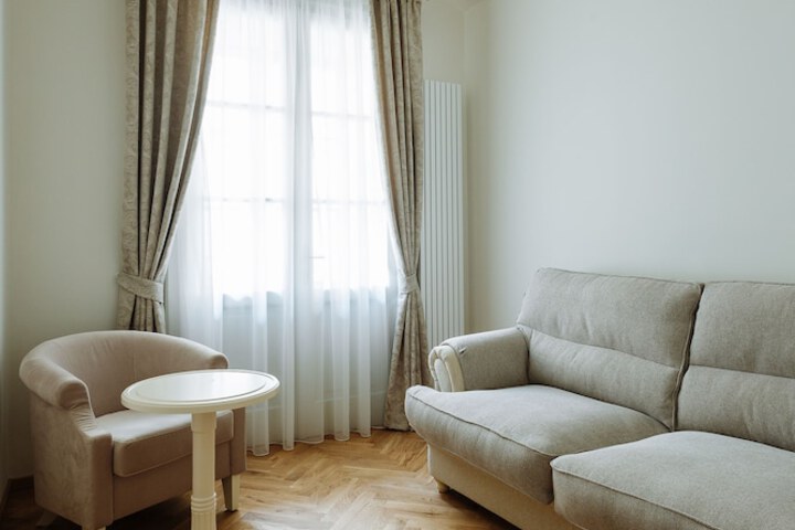 Room 47 of 70