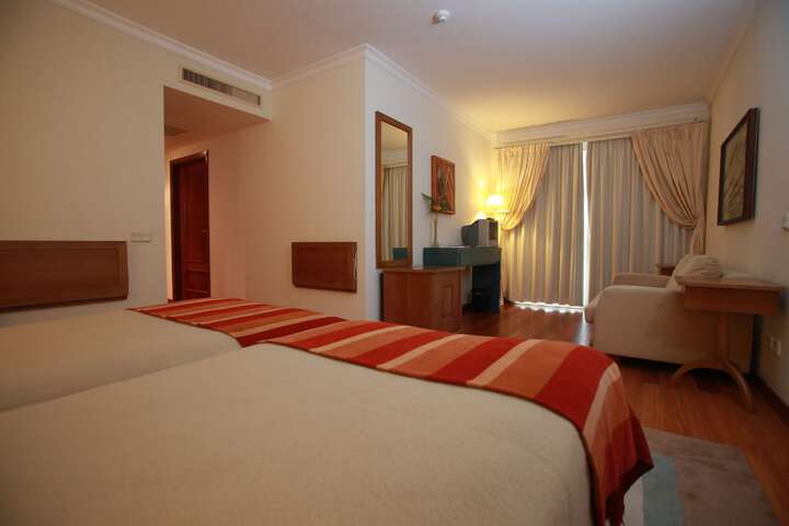 Room 5 of 55