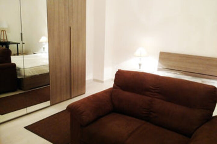 Room 30 of 98