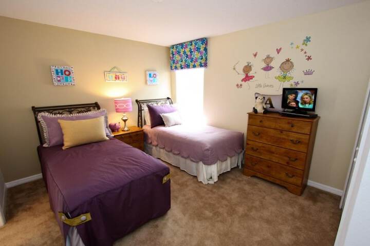Room 8 of 46