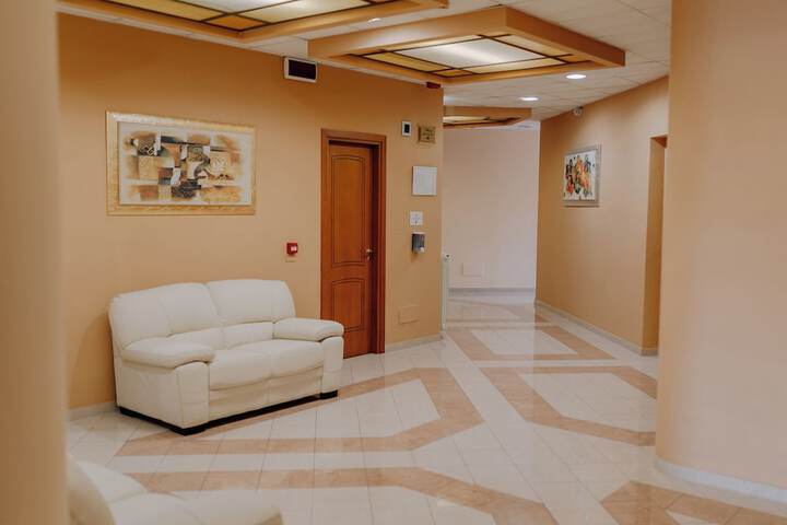 Room 15 of 36