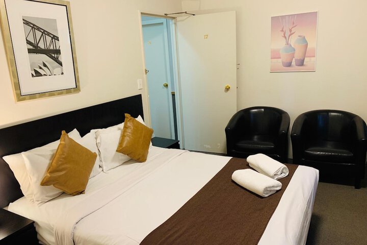 Room 5 of 26