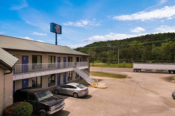 Hotel 58 of 58