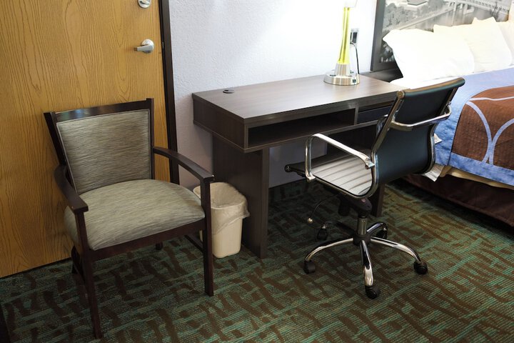 Room 3 of 26