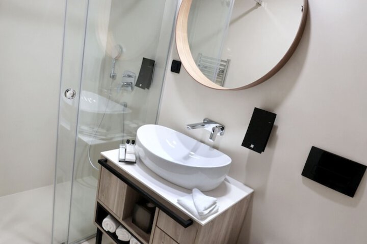 Bath Interior
