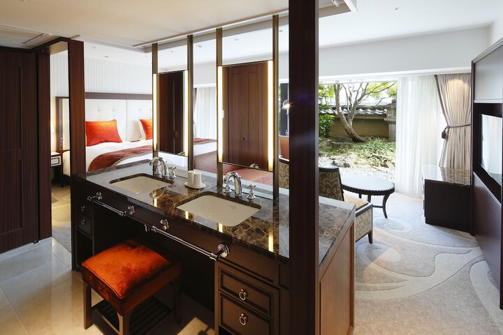 Room 29 of 119