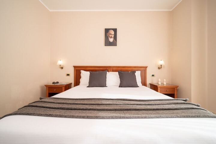 Room 22 of 111