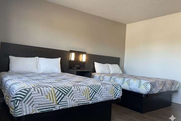 Room 15 of 38