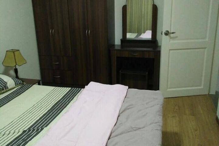 Room 4 of 19