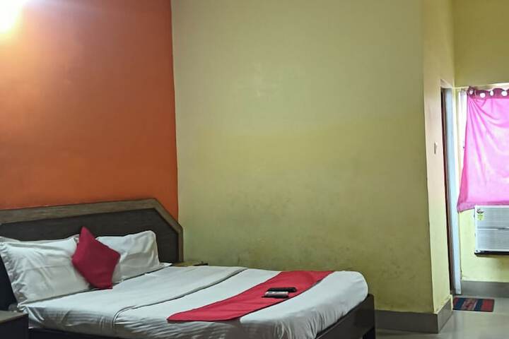 Room 7 of 11