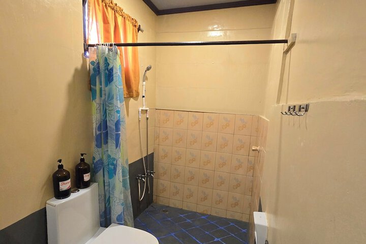 Room 62 of 171