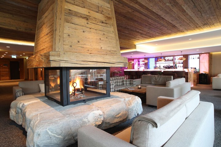 Lounge 89 of 110