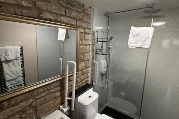 Room 47 of 74