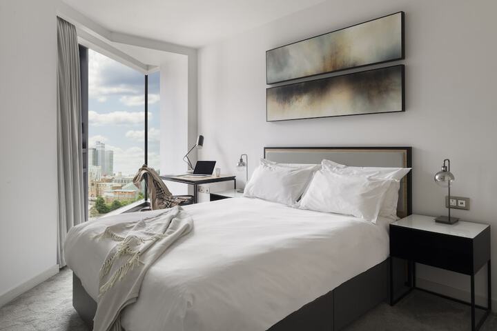 Room 3 of 70
