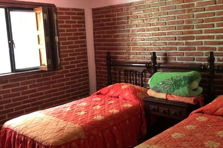 Room 2 of 21