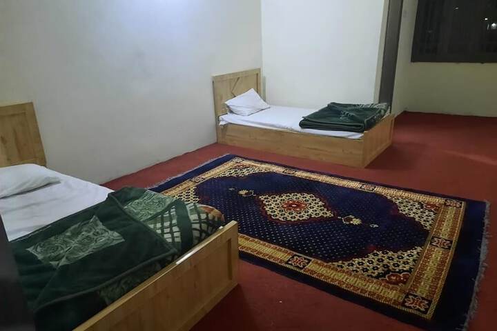 Room 5 of 5