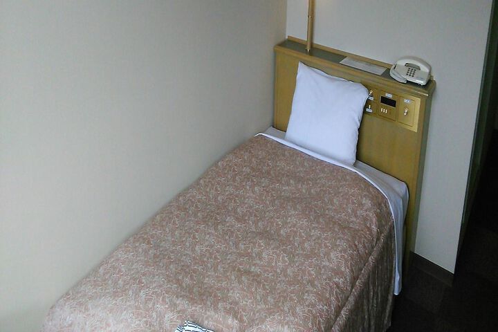 Room 18 of 44