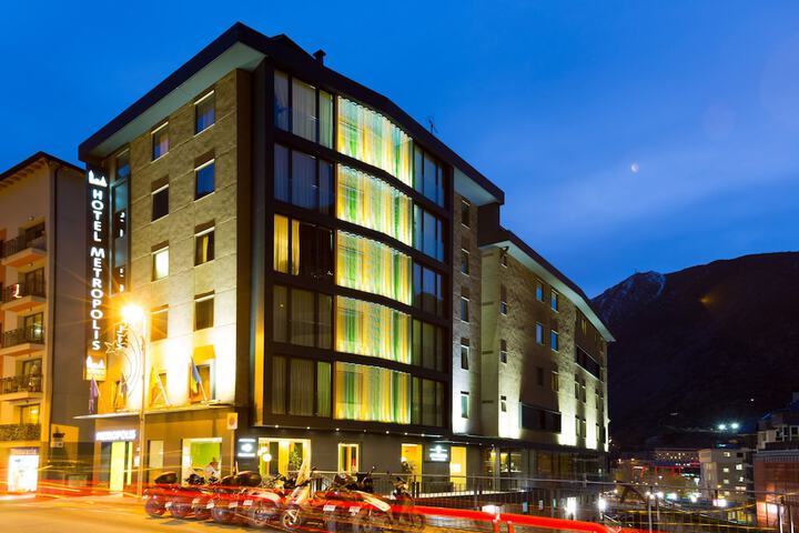 Hotel 64 of 68