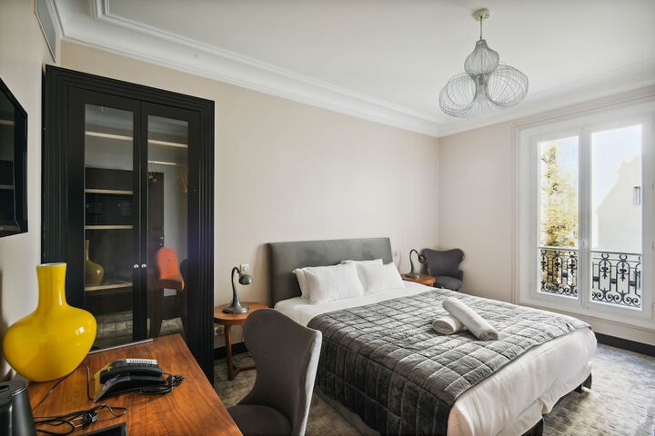Room 12 of 43