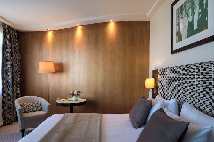Room 60 of 114