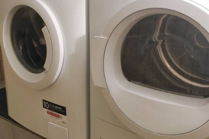 Laundry 36 of 59