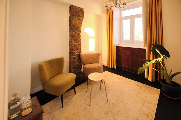 Room 14 of 76