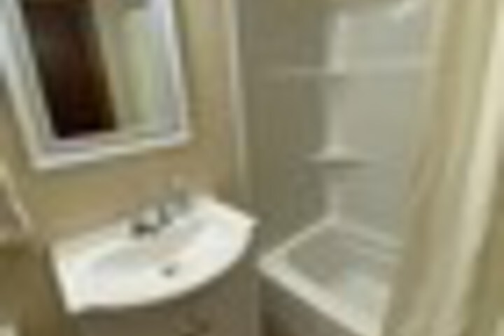 Room 206 of 342