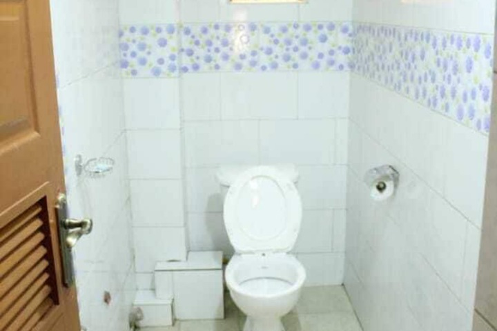 Room 15 of 22