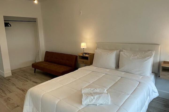 Room 13 of 79